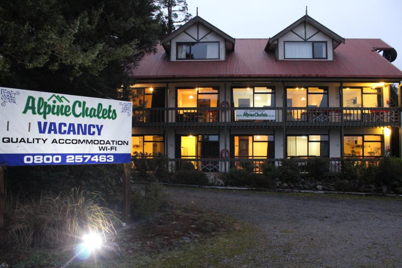 Alpine Chalets National Park Bagian luar foto